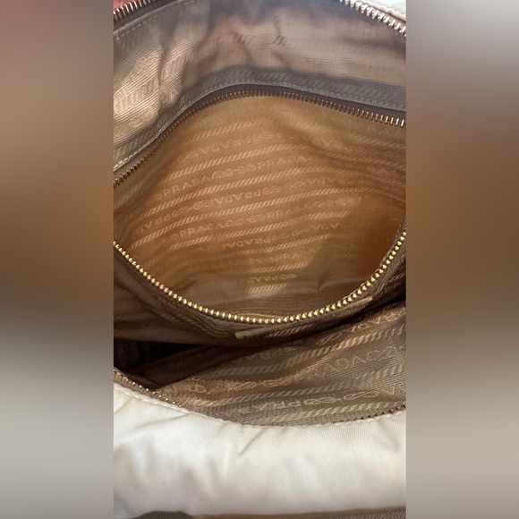 PRADA Tessuto Nylon Saffiano Shoulder Bag - White with Gold Trim. - Picture 6 of 6